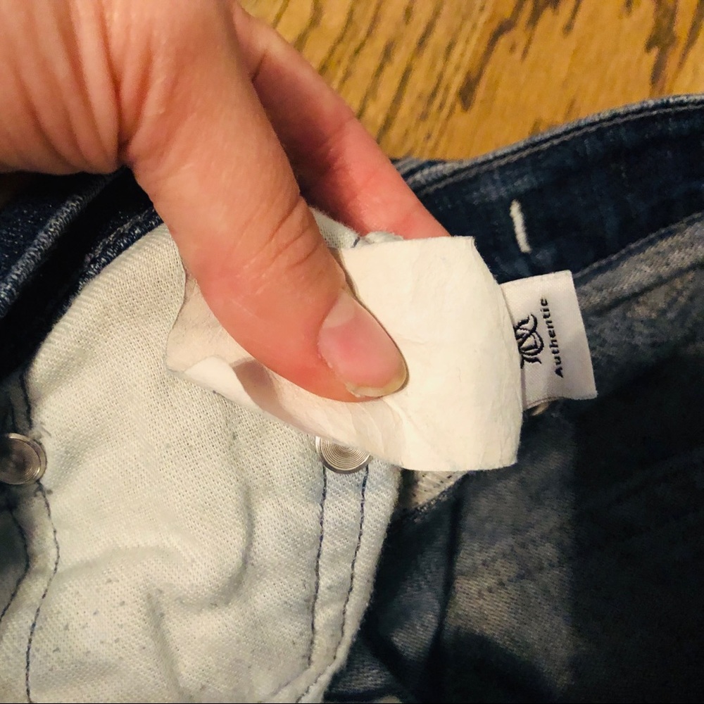 Rock and Republic Blue Jeans - Picture 5 of 7